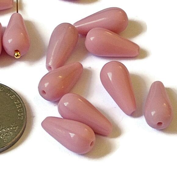 Vintage Chech Soft Pink Teardrop Beads -12 pcs - Picture 3 of 4